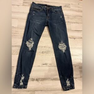 Judy Blue distressed skinny jeans